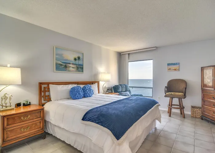 Dolphin & Manatee Viewing From 15th Floor & Pool! Ferienhaus