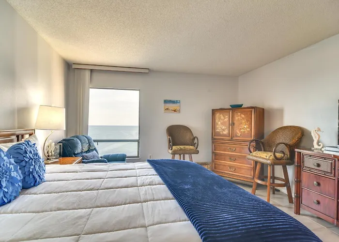 Ferienhaus Dolphin & Manatee Viewing From 15th Floor & Pool!